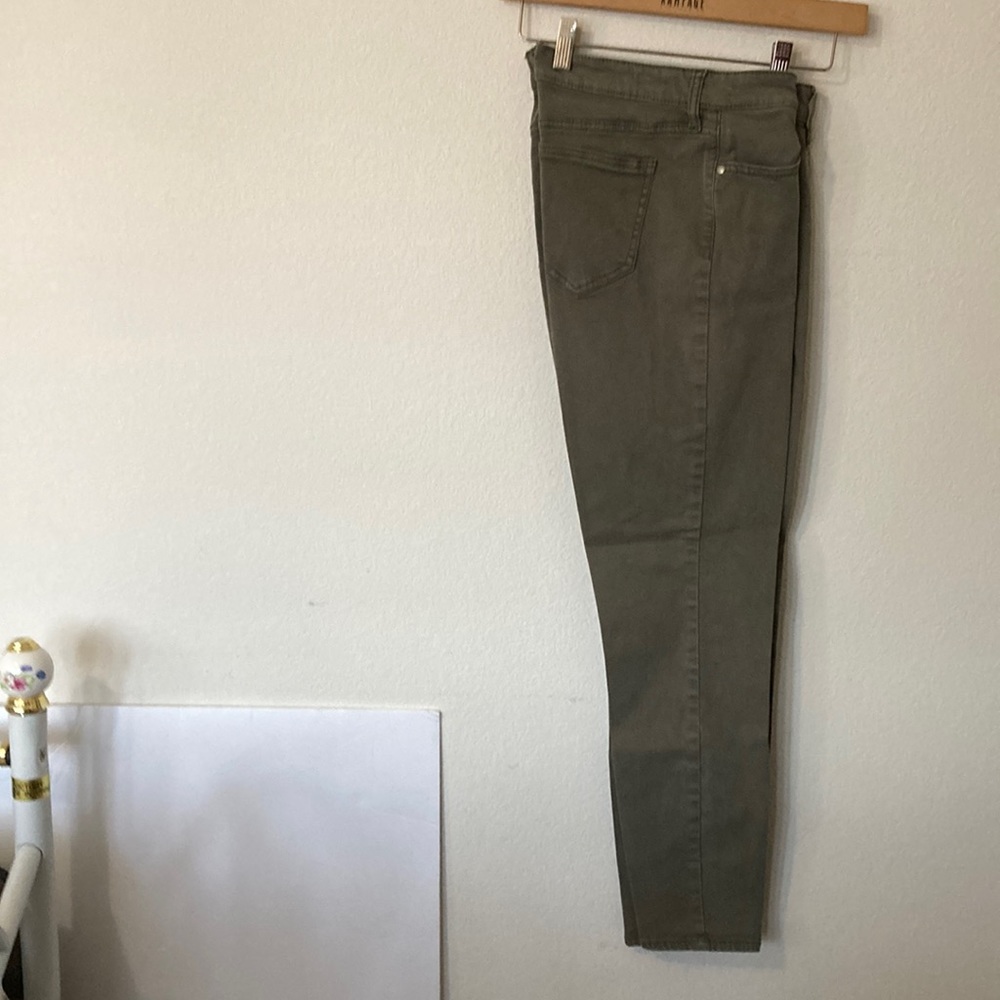 BUFFALO DAVID BITTON green ankle jeans Size 8/29 Havana high rise soft stretch
